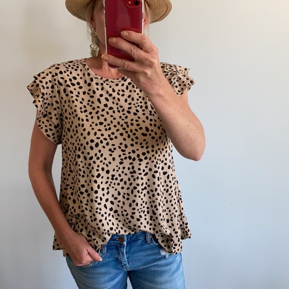 Tops - Animal Print Ruffled Sleeve Top